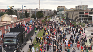 Benfica e Falagueira-Venda Nova Desfilam no Carnaval EntrePortas