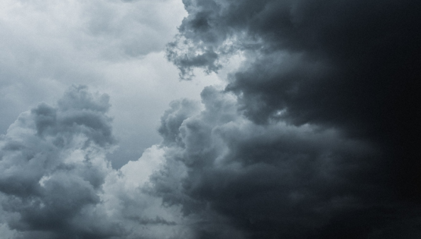 Chuva Regressa Amanhã e Prolonga-se pelo Fim de Semana
